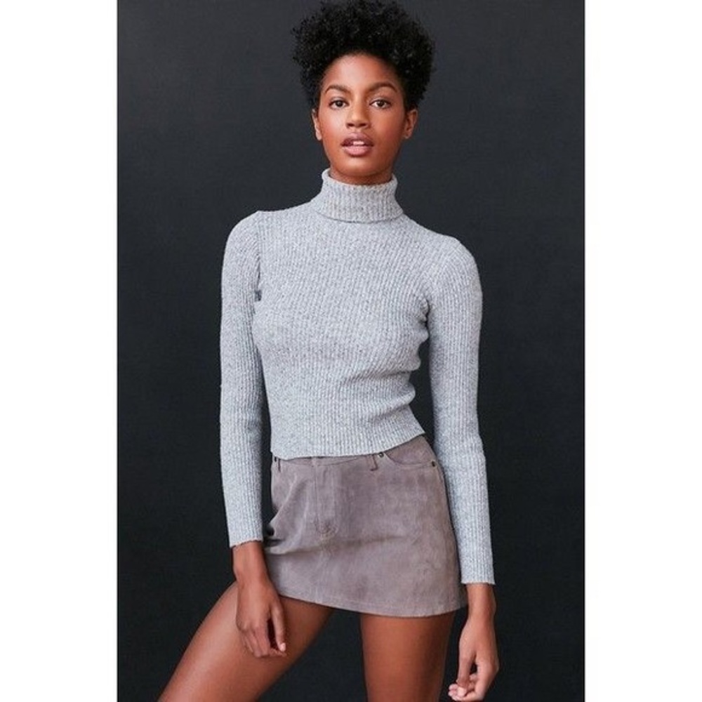 BDG Cassandra Ribbed turtleneck sweater in gray